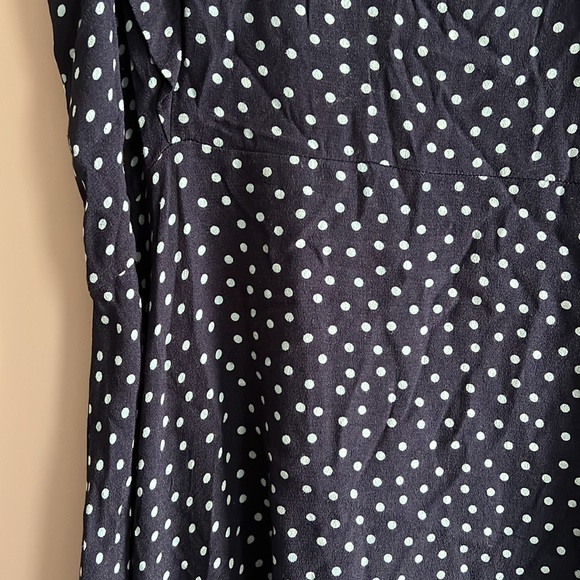 Seraphine Acacia Maternity Dress - Picture 6 of 14